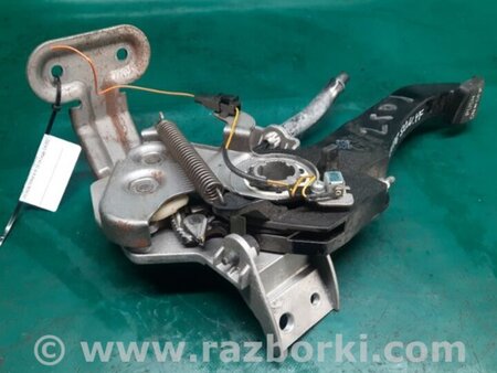 ФОТО Педаль стояночного тормоза для Hyundai Sonata YF (09.2009-03.2014) Киев