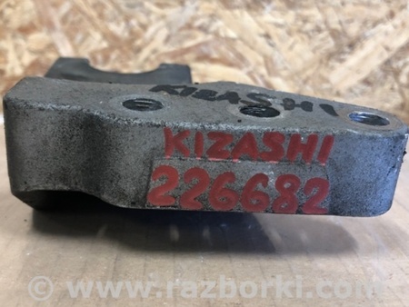 ФОТО Кронштейн крепления двигателя для Suzuki Kizashi (2009-2014) Киев
