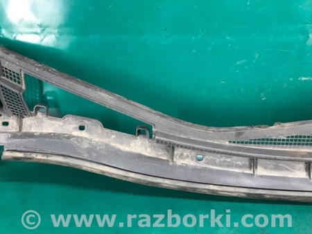ФОТО Пластик под лобовое стекло (Жабо) для Nissan Sentra B17 Киев