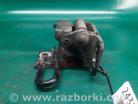 ФОТО Петля двери нижняя для Volkswagen Passat CC (01.2012-12.2016) Киев