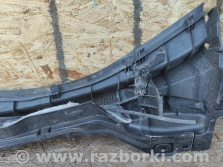 ФОТО Пластик под лобовое стекло (Жабо) для Mazda CX-9 TB (2007-2016) Киев