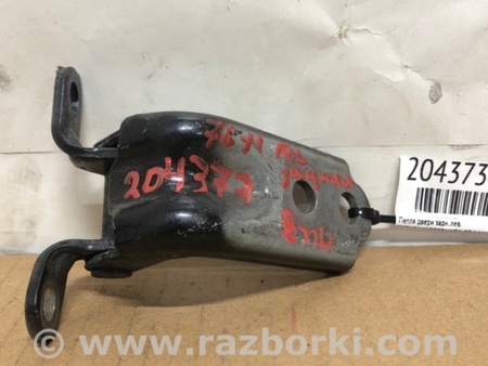 ФОТО Петля двери нижняя для Subaru Impreza WRX Киев