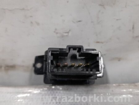 ФОТО Кнопка открывания багажника внутренняя для Acura RDX TB3, TB4 (03.2012-12.2015) Киев