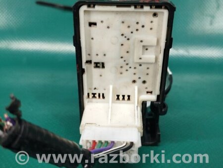 ФОТО Кнопка стеклоподьемника для Toyota Sienna (11-16) Киев