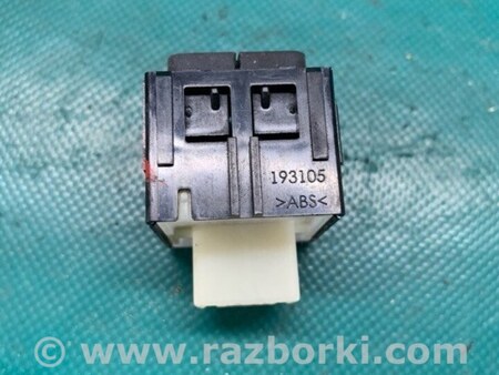ФОТО Кнопка центрального замка для Toyota Sienna (11-16) Киев