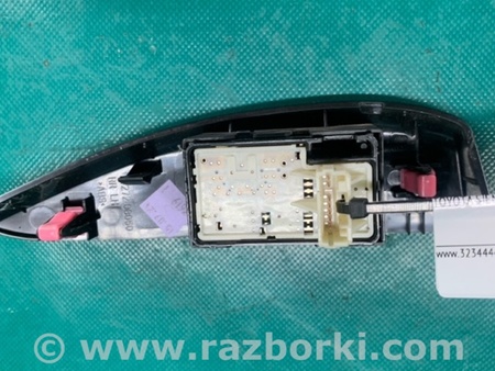 ФОТО Кнопка стеклоподьемника для Toyota Sienna (11-16) Киев