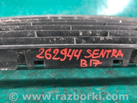 ФОТО Решетка переднего бампера для Nissan Sentra B17 Киев