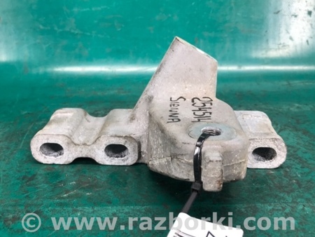 ФОТО Кронштейн крепления двигателя для Toyota Sienna (11-16) Киев