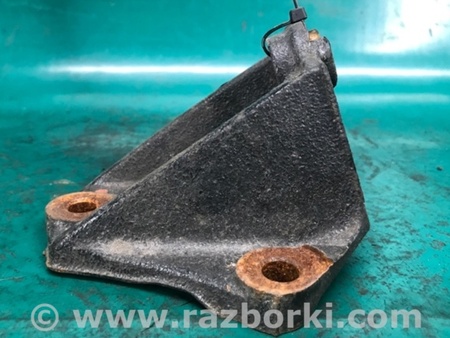 ФОТО Кронштейн крепления двигателя для Toyota Sienna (11-16) Киев