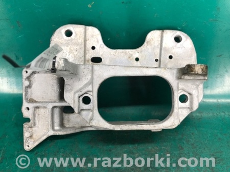 ФОТО Кронштейн крепления двигателя для Nissan Sentra B17 Киев