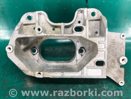 ФОТО Кронштейн крепления двигателя для Nissan Sentra B17 Киев