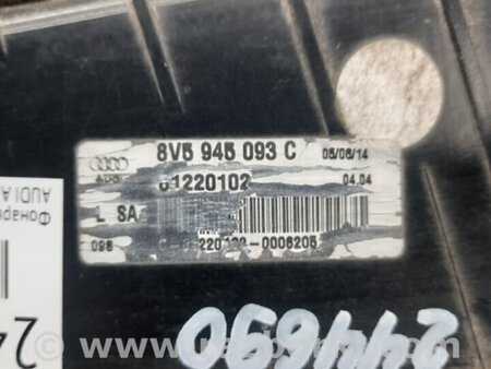 ФОТО Фонарь задний внутренний для Audi (Ауди) A3 8V1, 8VA, 8V7, 8VS (03.2012-...) Киев