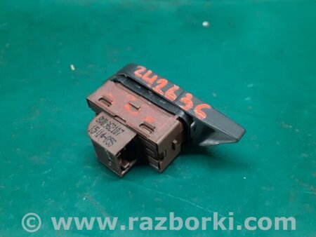 ФОТО Кнопка центрального замка для Audi (Ауди) A3 8V1, 8VA, 8V7, 8VS (03.2012-...) Киев