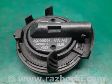ФОТО Датчик удара для Audi (Ауди) A3 8V1, 8VA, 8V7, 8VS (03.2012-...) Киев