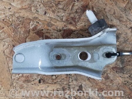 ФОТО Ролик сдвижной двери верхний для Toyota Sienna (11-16) Киев