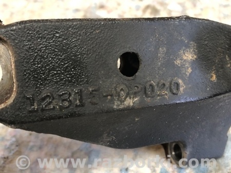 ФОТО Кронштейн крепления двигателя для Toyota Sienna (11-16) Киев