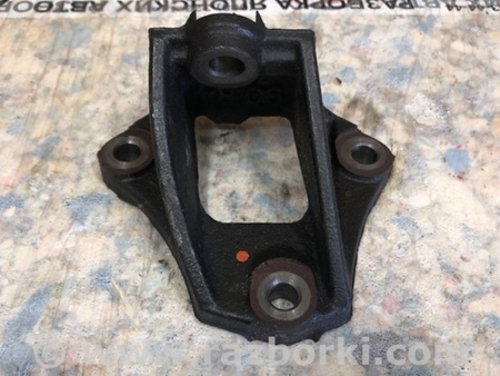 ФОТО Кронштейн крепления двигателя для Toyota Sienna (11-16) Киев