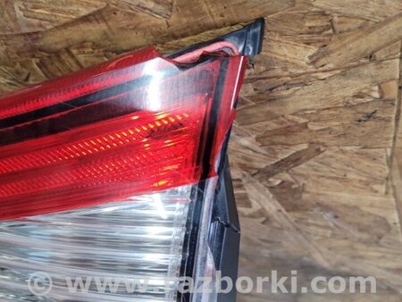 ФОТО Фонарь задний внутренний для Toyota Sienna (11-16) Киев