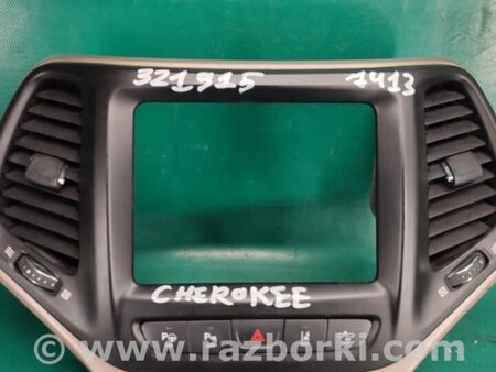 ФОТО Консоль магнитофона для Jeep Cherokee (2014-) Киев