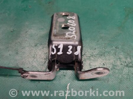 ФОТО Петля двери нижняя для Toyota RAV-4 (15-18) Киев