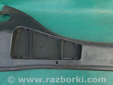ФОТО Пластик под лобовое стекло (Жабо) для Ford Focus 3 (01.2010 - 03.2018) Киев