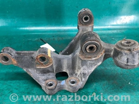 ФОТО Цапфа для Toyota Camry 50 XV55 (04.2014-07.2018)  Киев