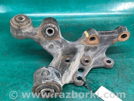 ФОТО Цапфа для Toyota Camry 50 XV55 (04.2014-07.2018)  Киев