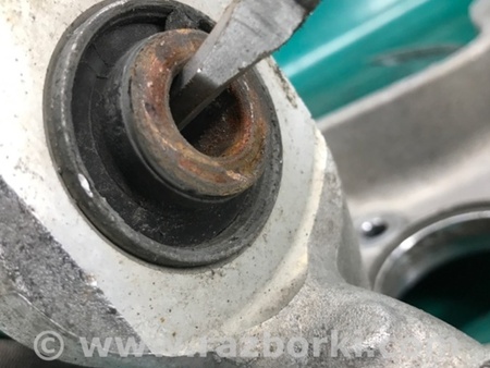 ФОТО Цапфа для Acura TLX (09.2014-04.2020) Киев