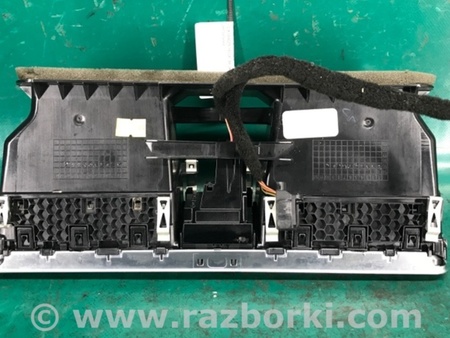 ФОТО Дефлектор торпеды для Volkswagen Passat B8 (07.2014-...) Киев