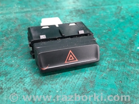 ФОТО Кнопка аварийки для Volkswagen Passat B8 (07.2014-...) Киев