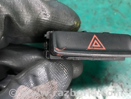ФОТО Кнопка аварийки для Volkswagen Passat B8 (07.2014-...) Киев