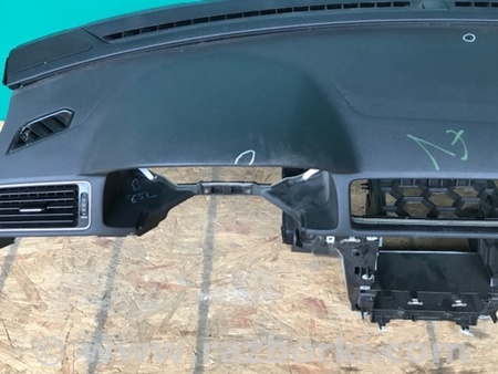 ФОТО Торпеда для Volkswagen Passat B8 (07.2014-...) Киев