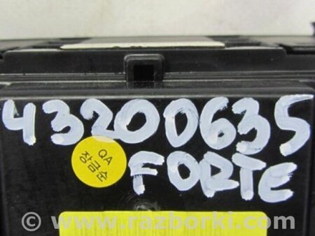 ФОТО Блок управления печкой для KIA Forte YD (2012-) Киев