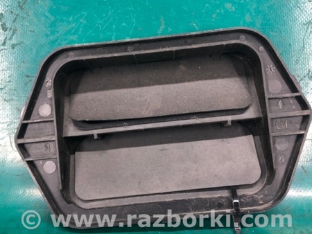 ФОТО Клапан вентиляции салона для Mazda 3 BM (2013-...) (III) Киев