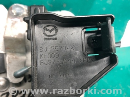 ФОТО Замок спинки сиденья для Mazda 3 BM (2013-...) (III) Киев
