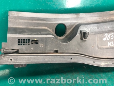 ФОТО Пластик под лобовое стекло (Жабо) для Mazda 3 BM (2013-...) (III) Киев
