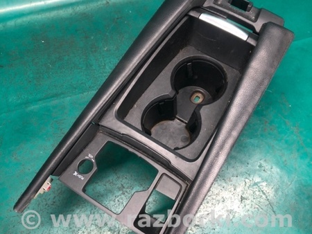ФОТО Консоль центральная для Mazda 3 BM (2013-...) (III) Киев