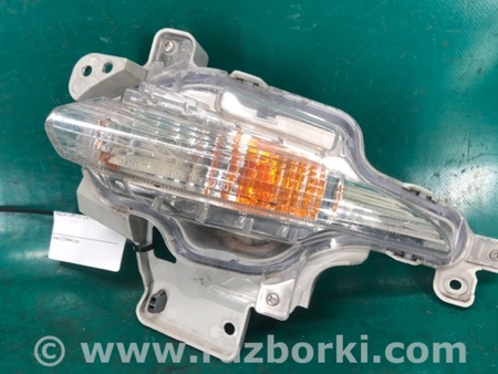 ФОТО Повторитель поворота в бампер для Mazda 3 BM (2013-...) (III) Киев