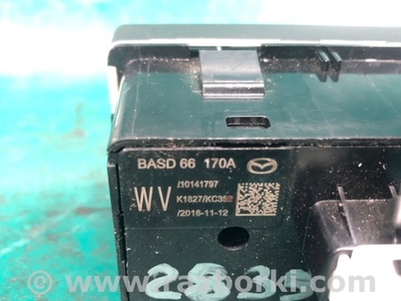 ФОТО Блок кнопок центральной консоли для Mazda 3 BM (2013-...) (III) Киев