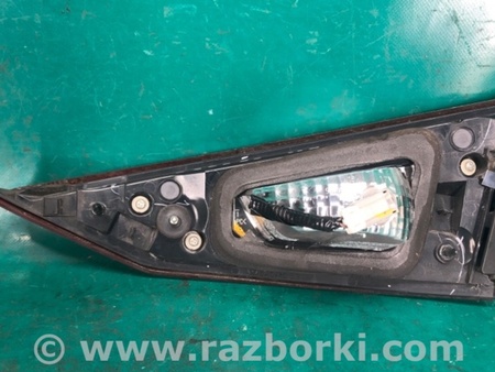 ФОТО Фонарь задний внутренний для Mazda 3 BM/BN (2013-2019) (III) Киев