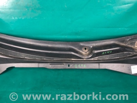 ФОТО Пластик под лобовое стекло (Жабо) для Jeep Compass (17-21) Киев