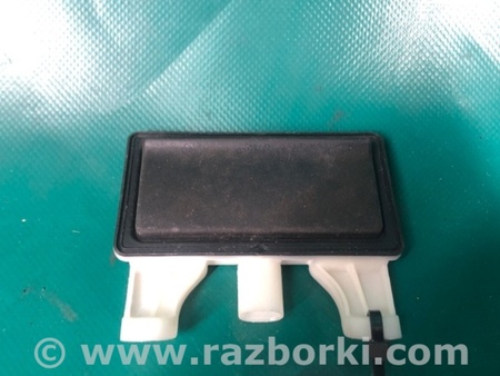 ФОТО Кнопка открывания багажника наружная для Jeep Compass (17-21) Киев