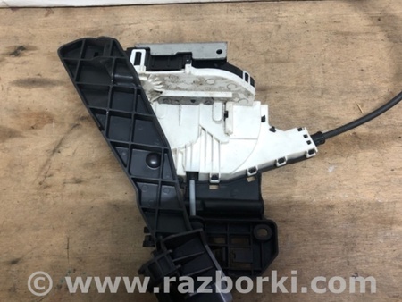 ФОТО Замок двери для Jeep Cherokee (2014-) Киев