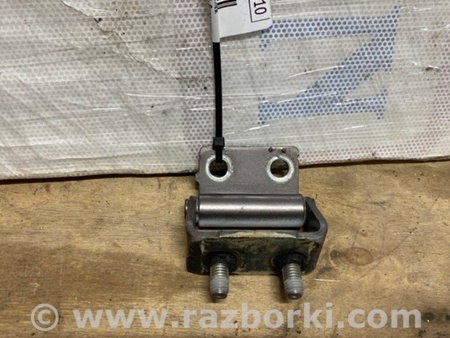 ФОТО Петля крышки багажника для Mitsubishi Outlander GF (2012-) Киев