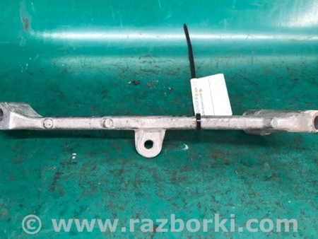 ФОТО Кронштейн для Volkswagen Passat B8 (07.2014-...) Киев