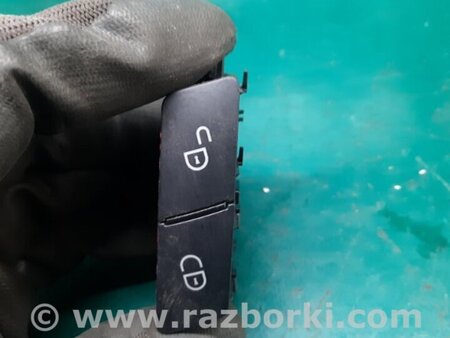 ФОТО Кнопка центрального замка для Infiniti QX30 Киев