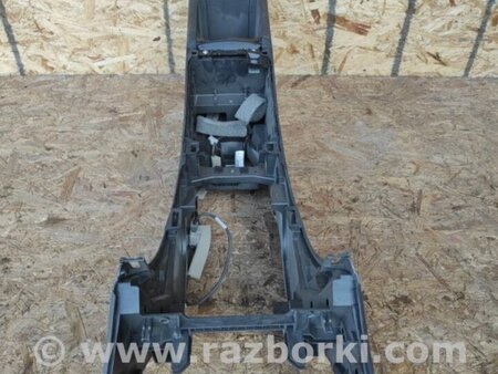 ФОТО Подлокотник для Infiniti QX30 Киев