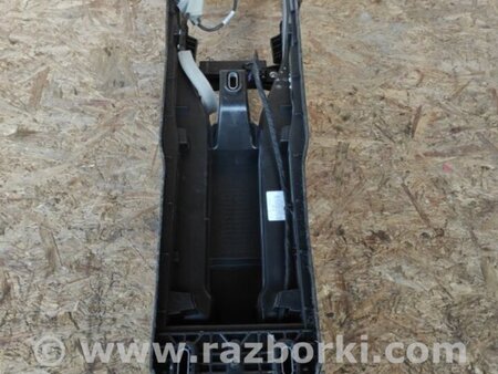 ФОТО Подлокотник для Infiniti QX30 Киев