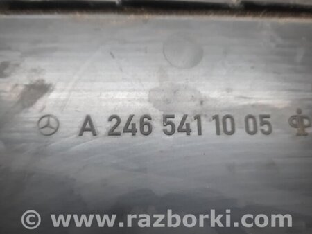 ФОТО Крышка аккумулятора для Infiniti QX30 Киев