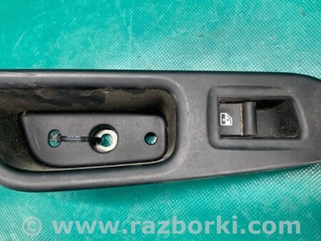 ФОТО Кнопка стеклоподьемника для Jeep Renegade (BU) (2014-) Киев